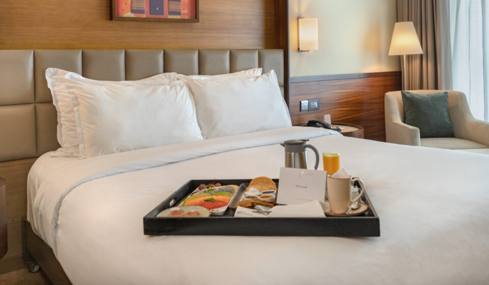 Best Restaurants in Mumbai Andheri East-The Mirador