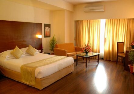 Hotels near Mysore Palace