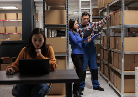 Secure self storage units in Dubai