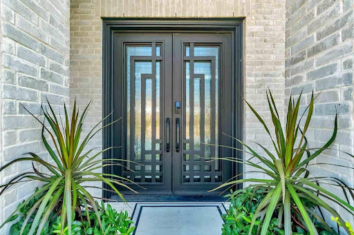 How Steel Front Doors Improve Home Safety and Protection