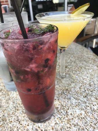 Cocktail Lounge Near Me