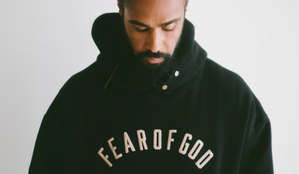 Black Essentials Hoodie: The Perfect Fusion of Luxury and Everyday Comfort