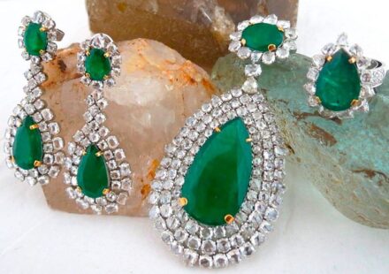 The Subtle Power of Dainty Earrings in Transforming Everyday Outfits