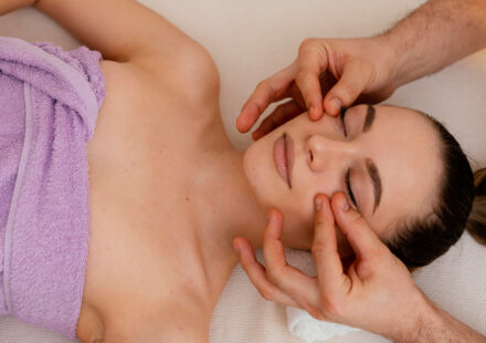 Home Spa Services in Whitefield Bangalore | Premium Doorstep Massage & Spa at Home | Trends Spa