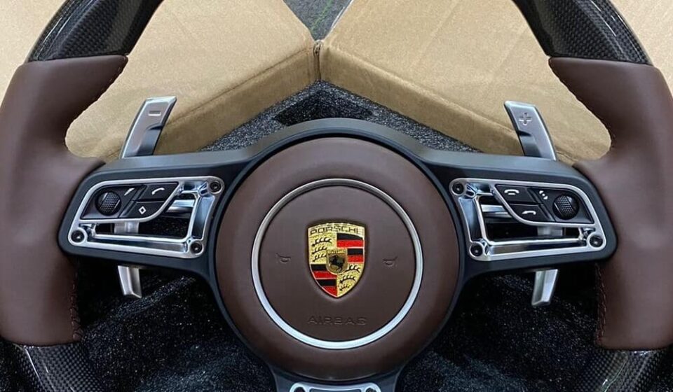 Custom Car Steering Wheels