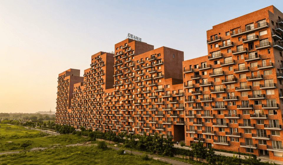 Is Oranje Castle Gomti Nagar Extension Worth It? A Complete Overview