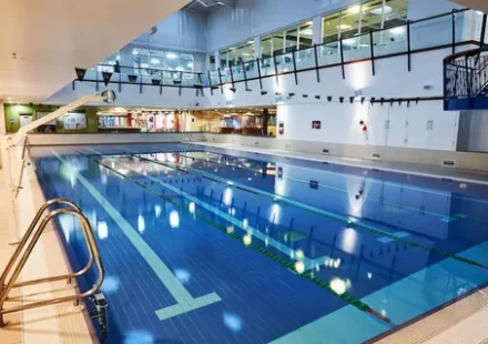 can you get a day pass for david lloyd