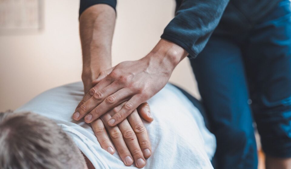 Best Back Pain Treatment Options in Etobicoke Clinics