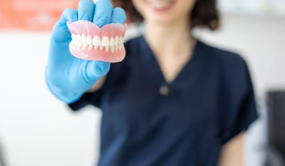 top dentist in Lahore