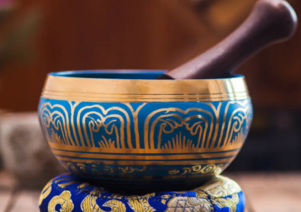 Authentic Himalayan Singing Bowls: A Guide for Daily Meditation