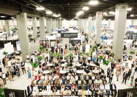 Effective Floor Plan for a Crowded Exhibition Space