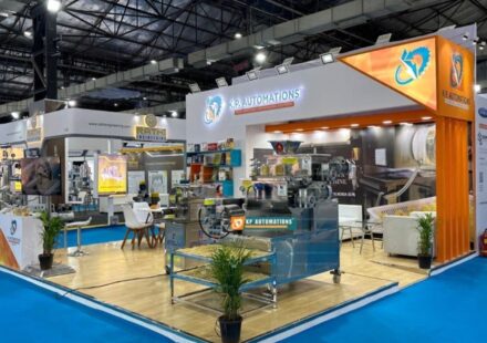 pasta-machine-manufacturer-exhibition-india.jpg (1)