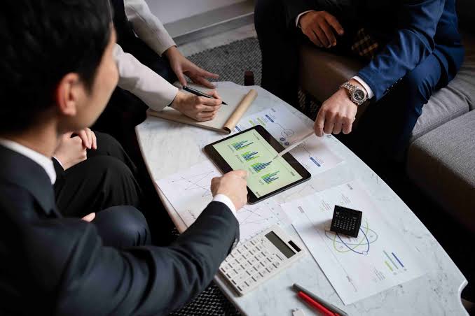 clear financial statements are vital for your Jafza offshore firm