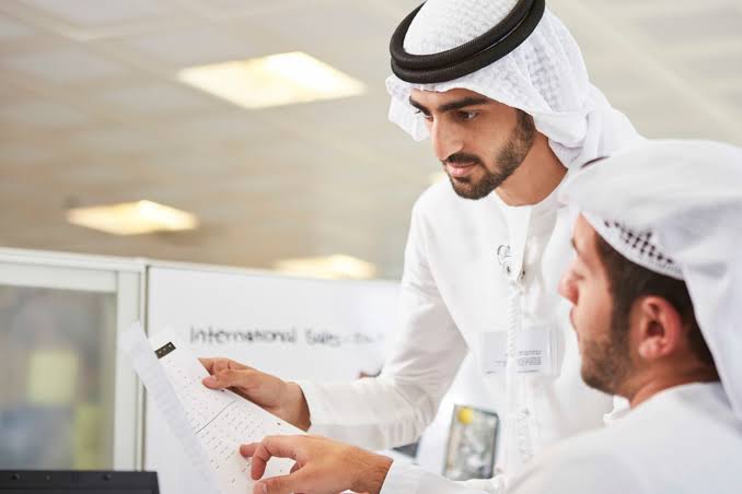 Register Emirati Employees for Social Security