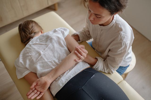 Chiropractor in Alabang