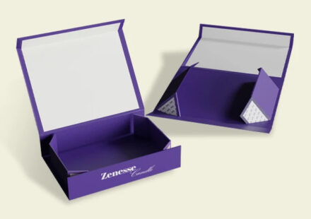 Custom foldable rigid boxes