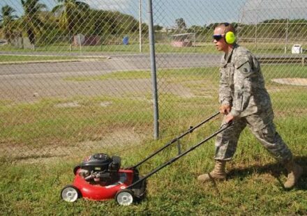 lawn mower price in Pakistan
